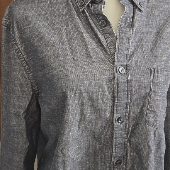 Express Women's L Gray Button-Up Shirt Long Sleeve Buttoned Collar Chest Pocket - Picture 5 of 16